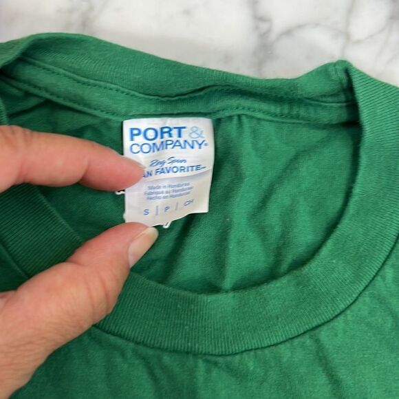 Disney Christmas Mickey Heather Green Short Sleeve T- Shirt Size Small - Picture 3 of 6